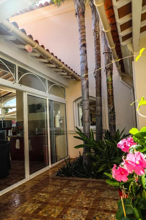 *** Frühstückspension B&B Val D'azur Carqueiranne Frankreich