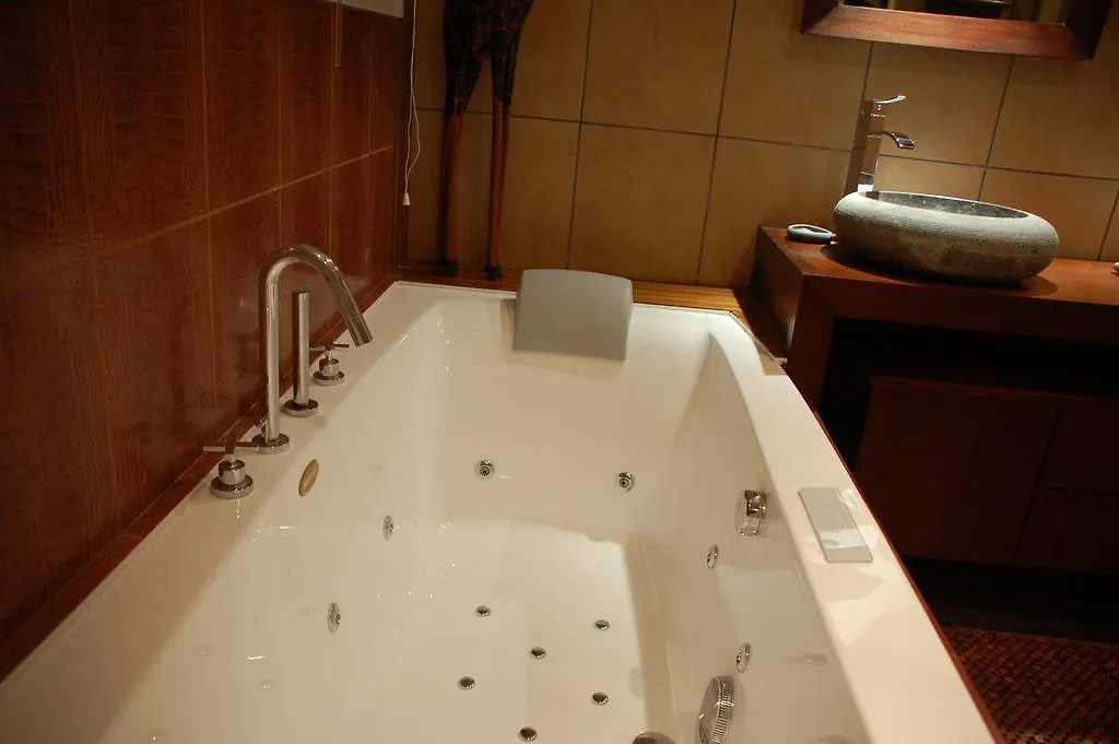 B&B Val D'Azur Carqueiranne Bed & Breakfast