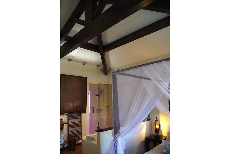 B&B Val D'Azur Carqueiranne Bed & Breakfast